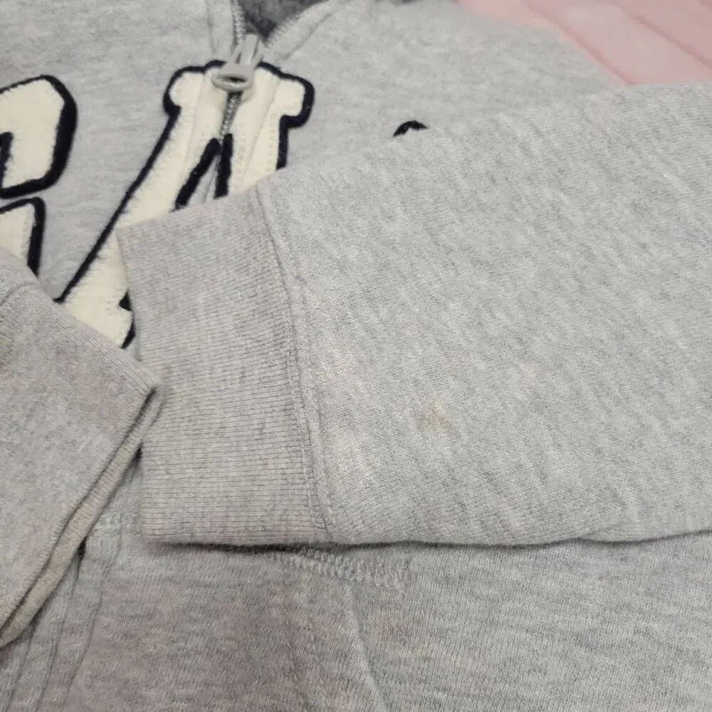 GAP jacket size